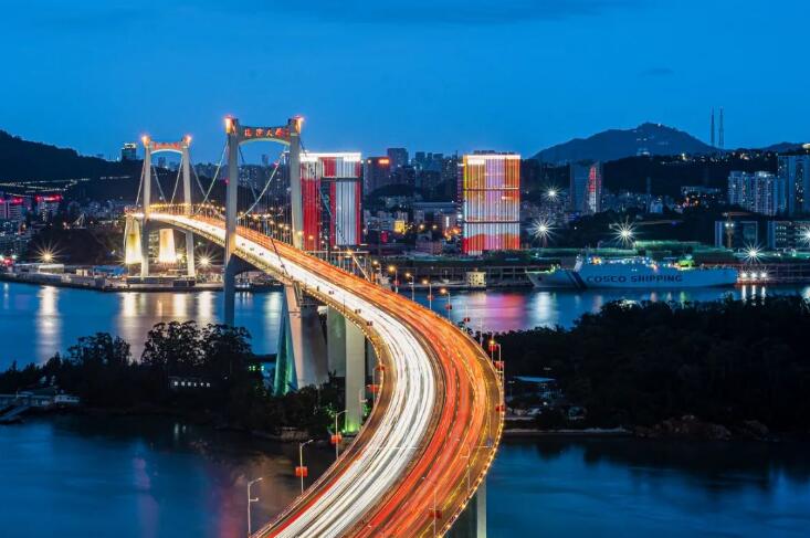 厦门海沧大桥加固修复工程开工